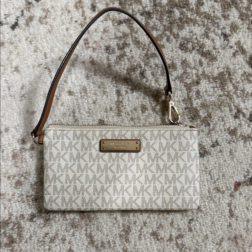 Michael Kors Cream Monogram Wristlet| Jet Set Small Signature Logo Wristlet